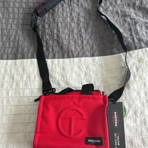 Eastpak x Telfar Small Shopper - Red